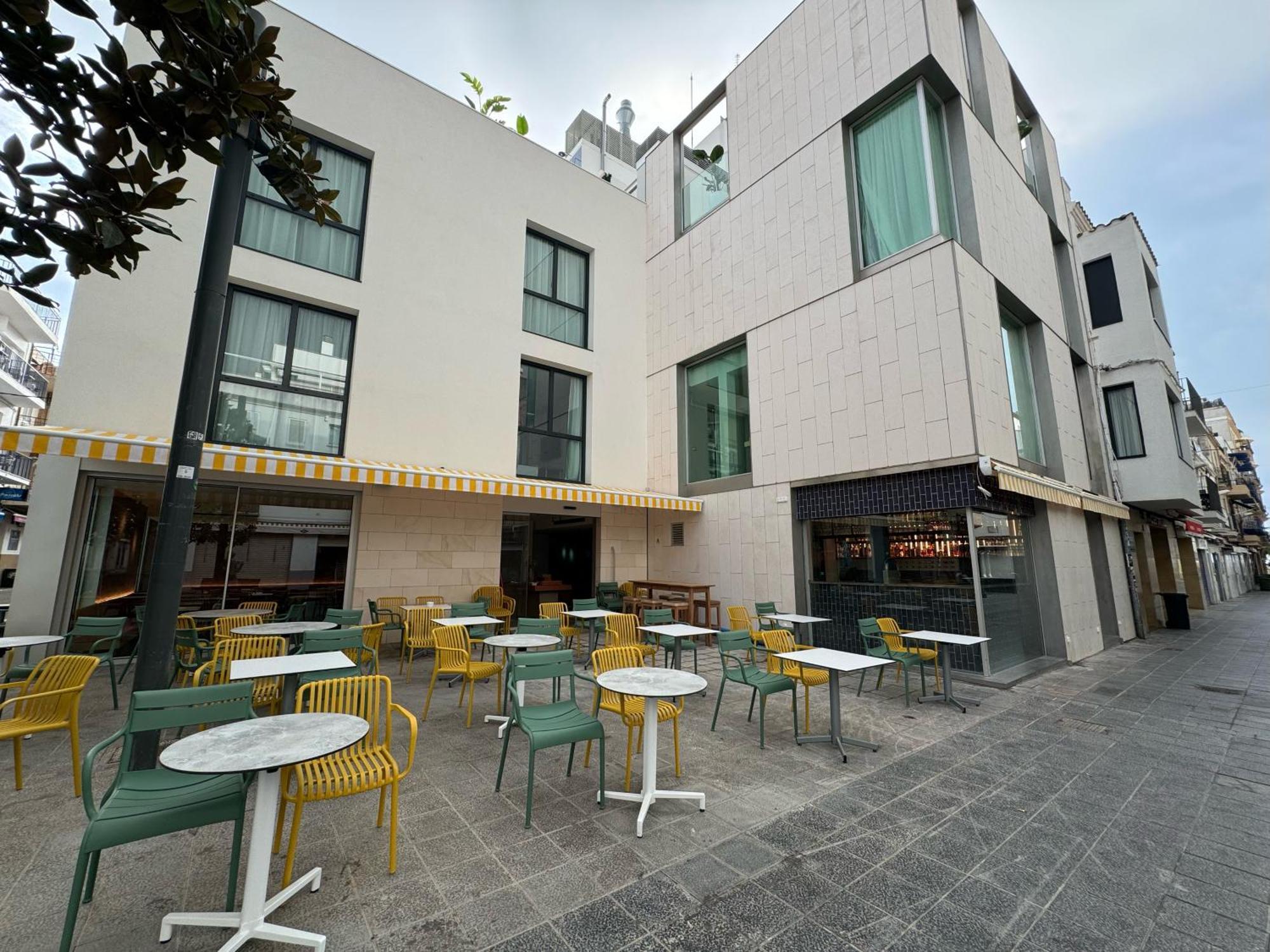 Alenti Sitges Hotel Exterior foto